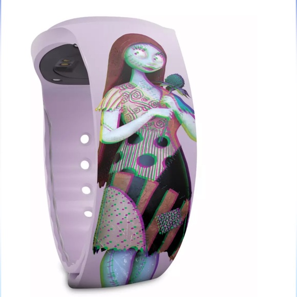 New Disney Parks Magic Band + Sally Nightmare before Christmas - Picture 1 of 4